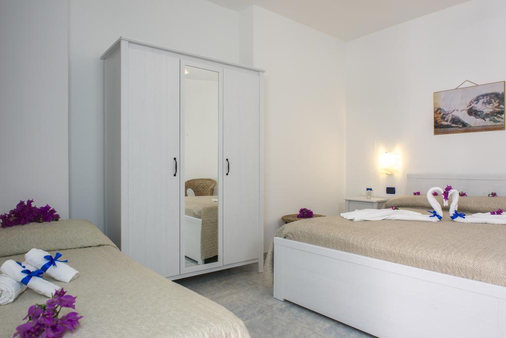 Hotel San Giovanni Полиньяно-а-Маре Экстерьер фото